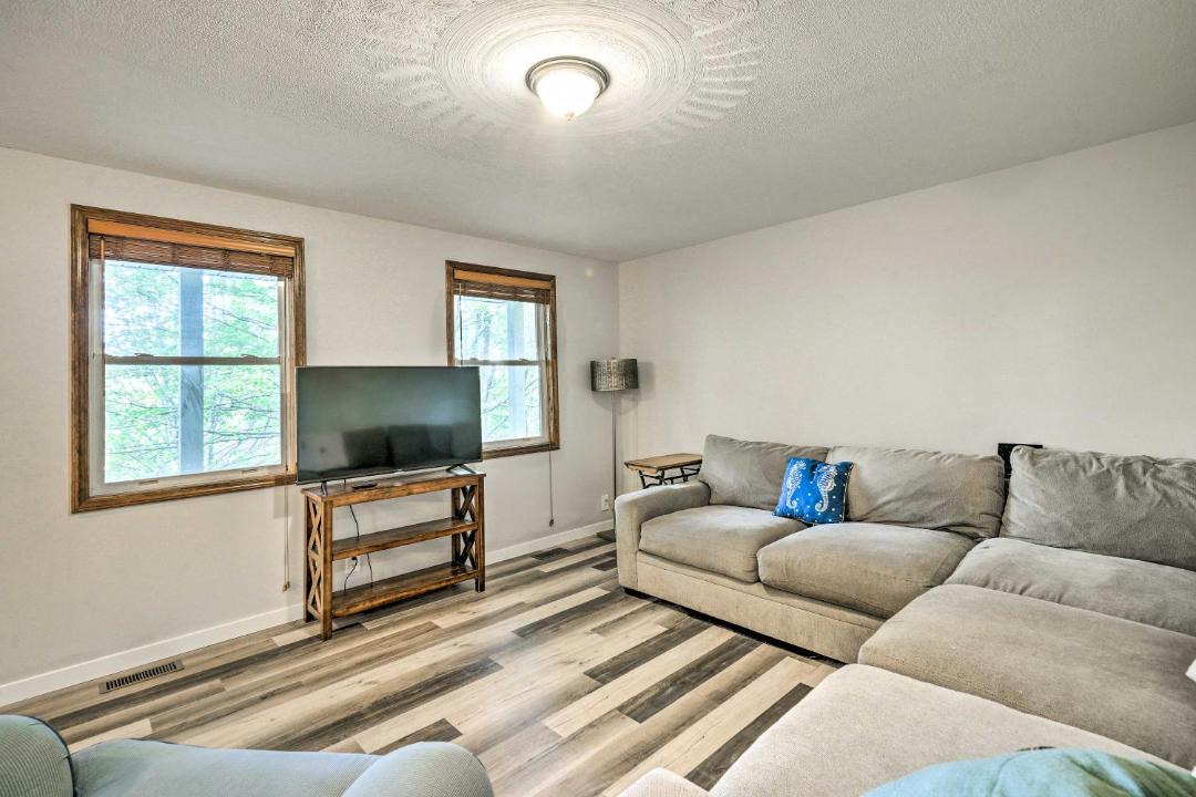 Photo of Livingroom in Howard