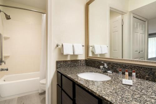 Photo of Bathroom in Tinton Falls