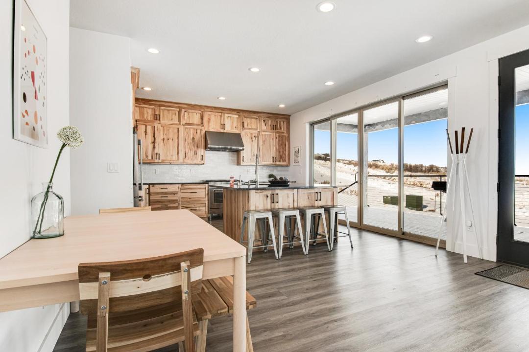 Photo of Livingroom in Sweetwater