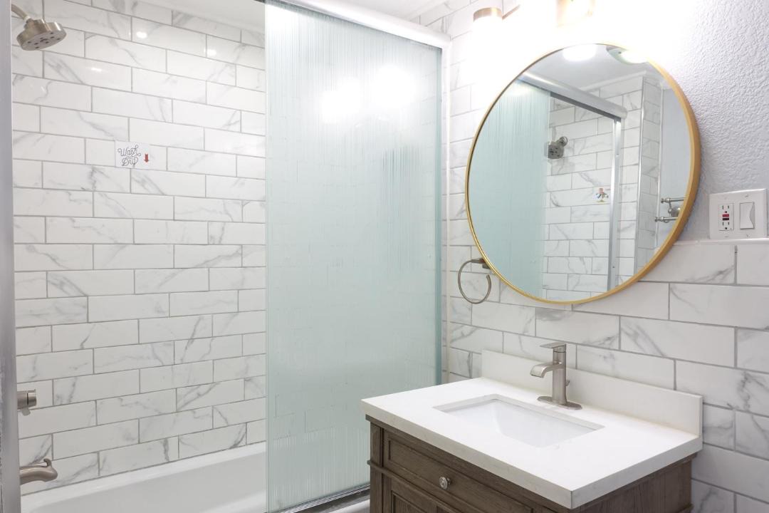 Photo of Bathroom in Hillside