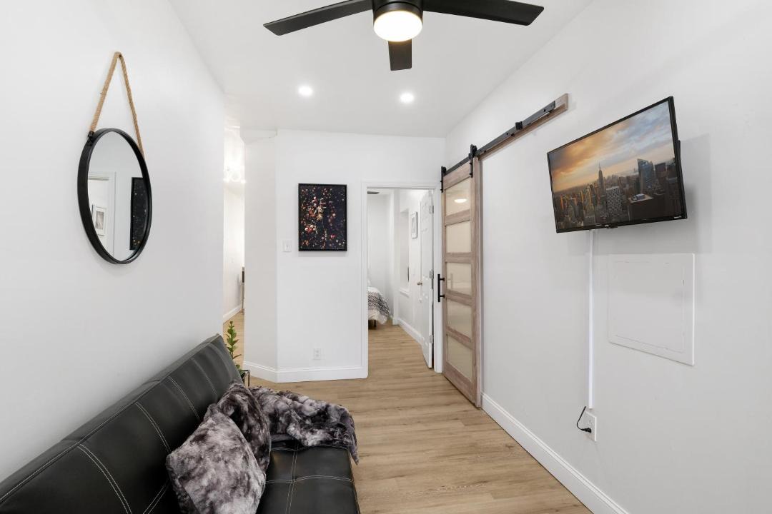 Photo of Livingroom in South Philadelphia