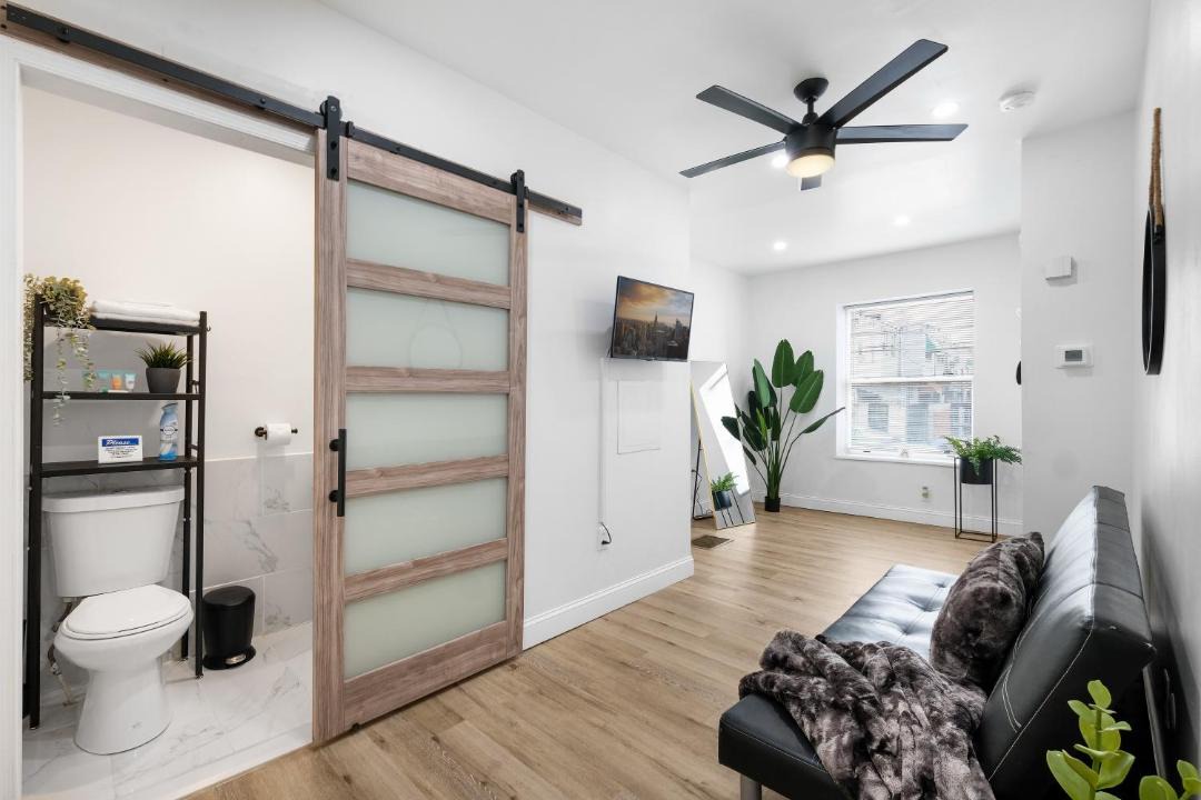Photo of Livingroom in South Philadelphia