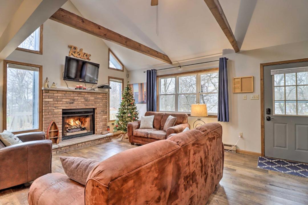 Photo of Livingroom in Albrightsville