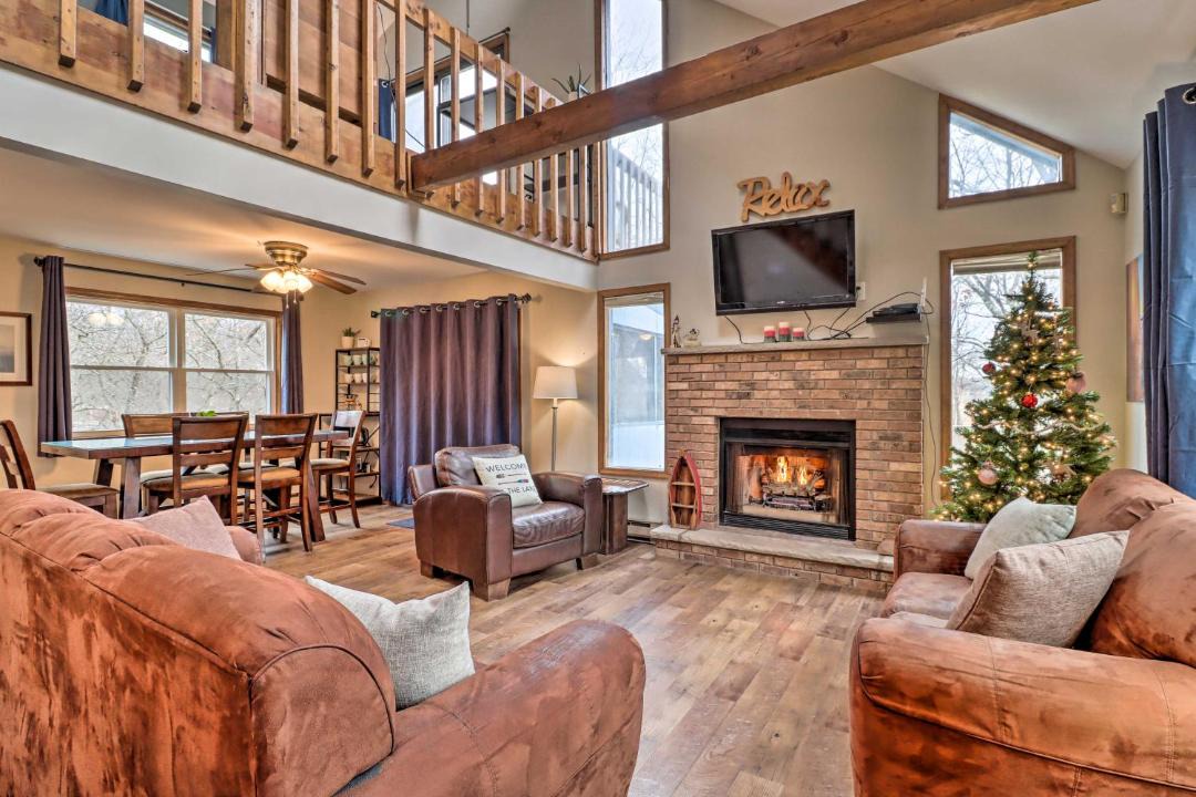 Photo of Livingroom in Albrightsville