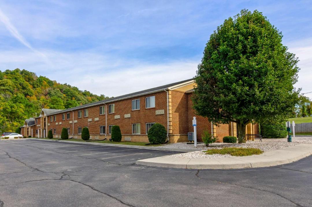 Photo of Buildings in Atkins