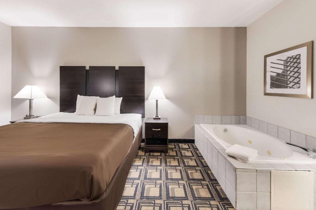 Photo of Bedroom in Mason