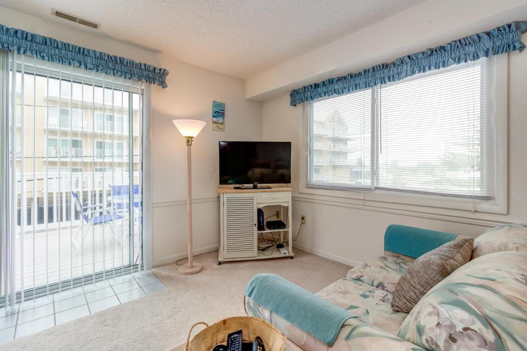 Photo of Livingroom in North Ocean City