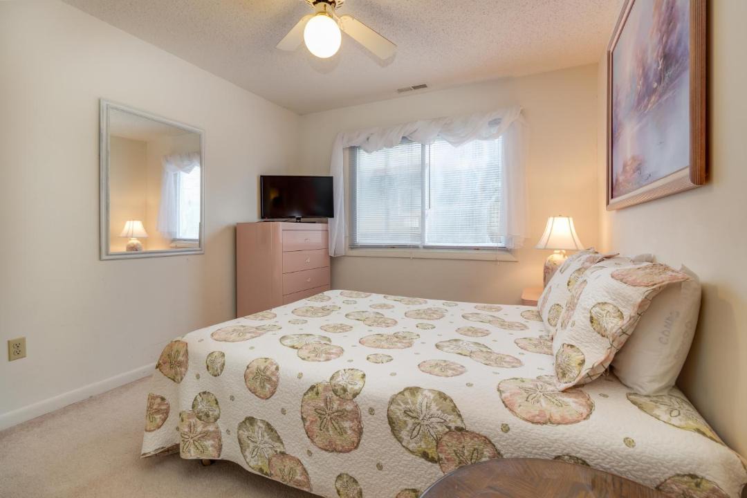 Photo of Bedroom in North Ocean City