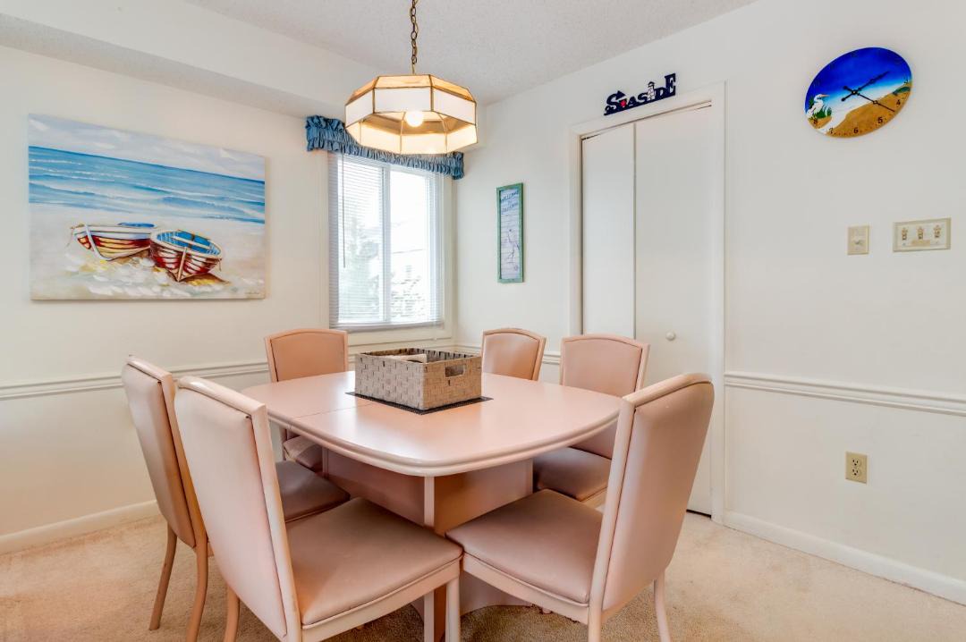 Photo of Livingroom in North Ocean City