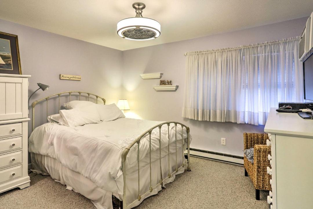 Photo of Bedroom in Port Clinton