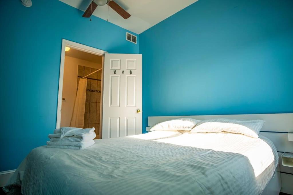 Photo of Bedroom in Charles Village