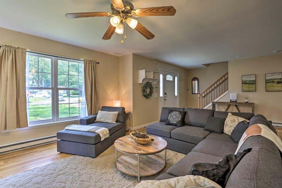 Photo of Livingroom in Pocono Summit