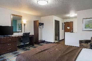 Photo of Bedroom in Monaca