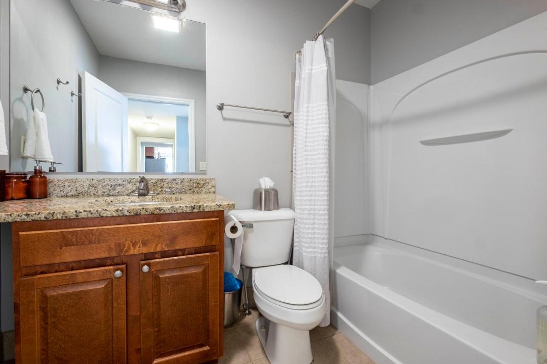 Photo of Bathroom in Old North Columbus