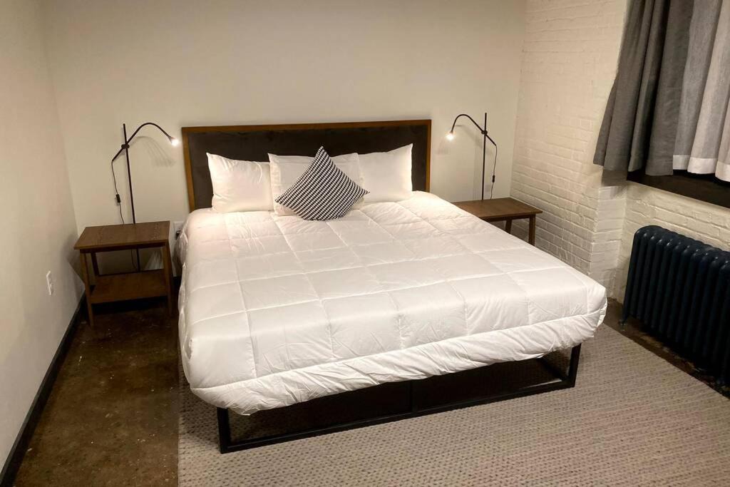 Photo of Bedroom in North Oakland
