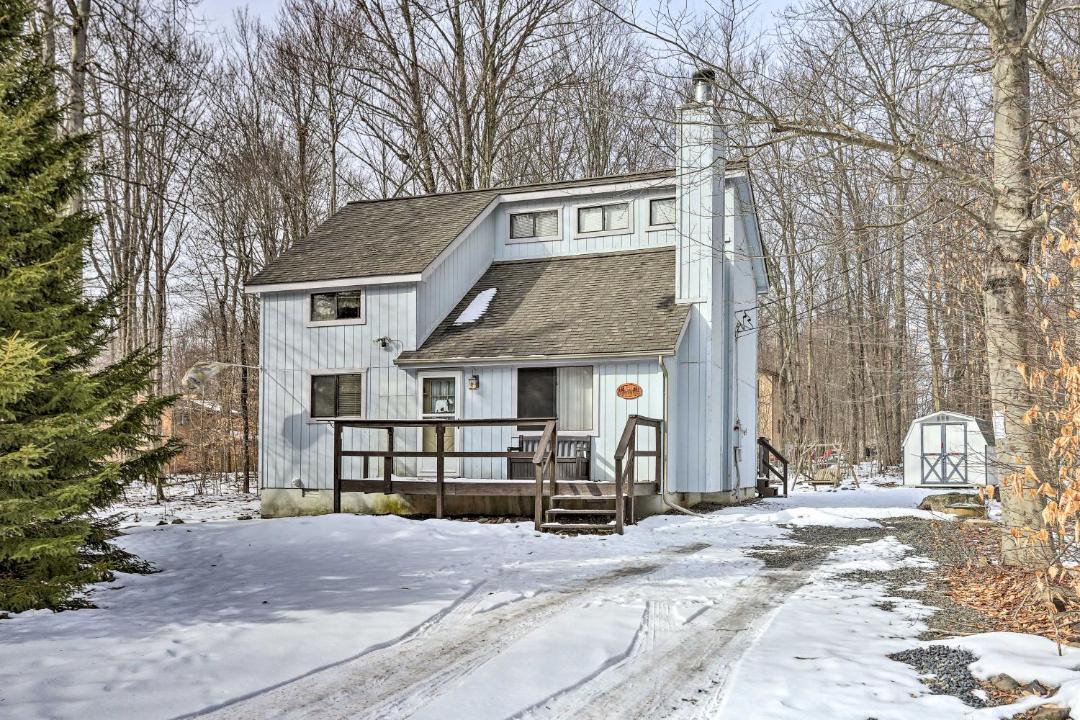 Photo of Buildings in Pocono Lake