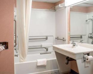 Photo of Bathroom in Drums