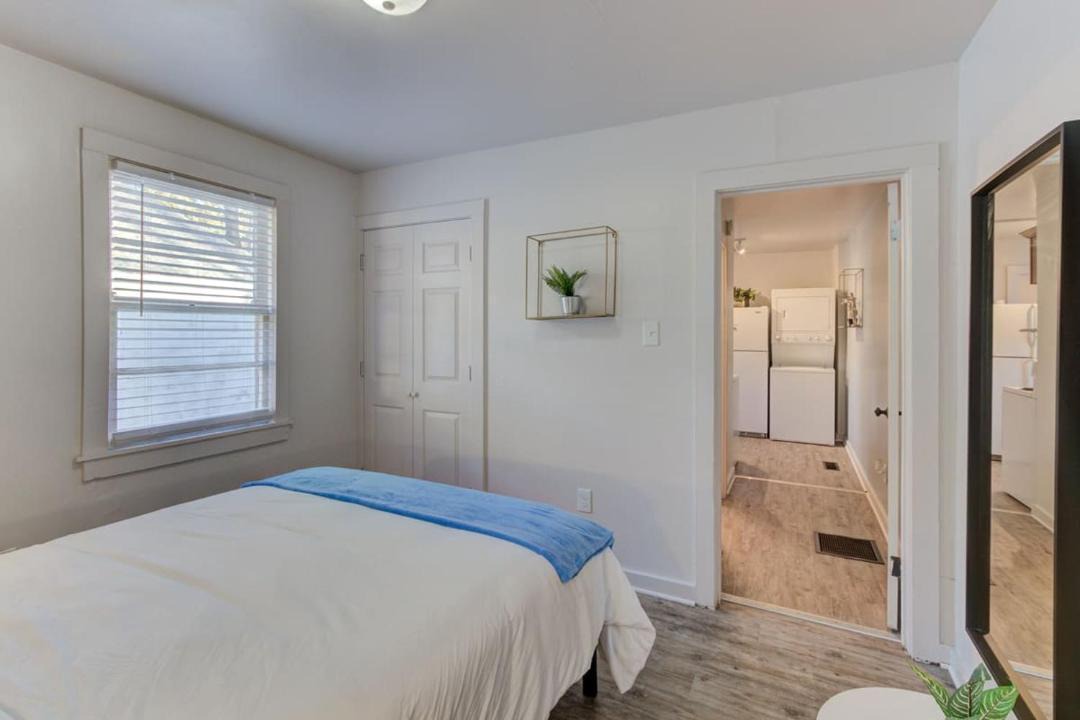 Photo of Bedroom in Midtown