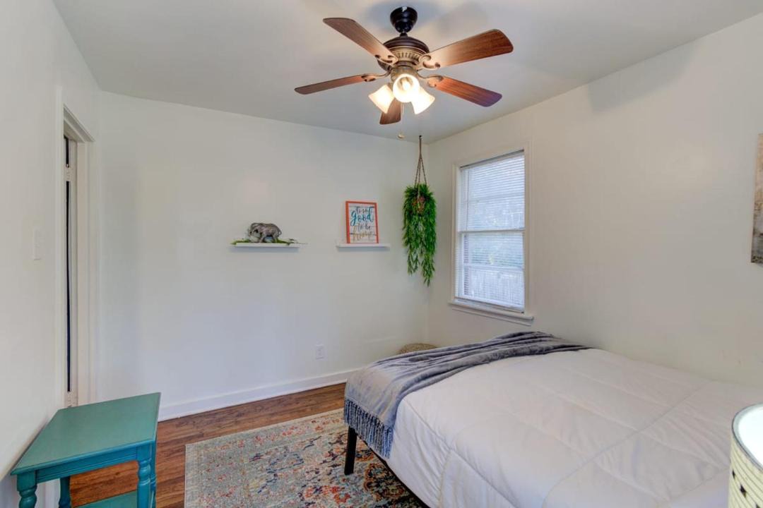 Photo of Bedroom in Midtown