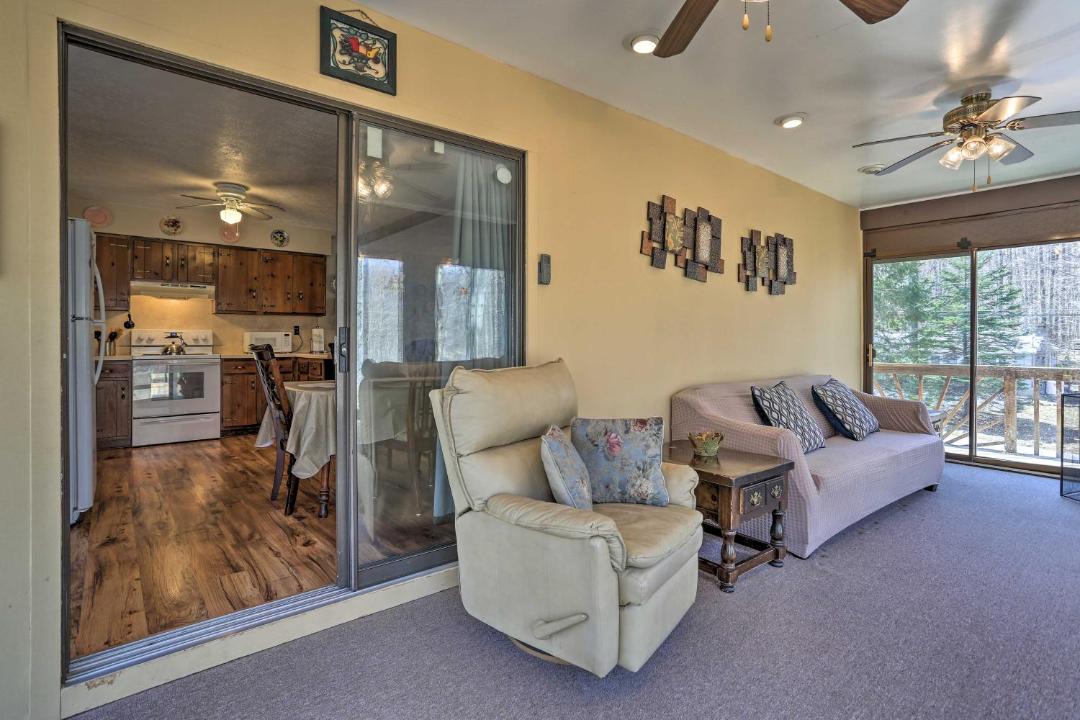 Photo of Livingroom in Locust Lake Village