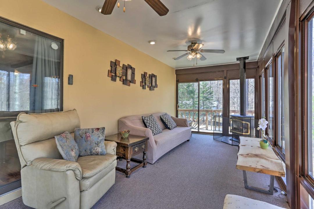 Photo of Livingroom in Locust Lake Village