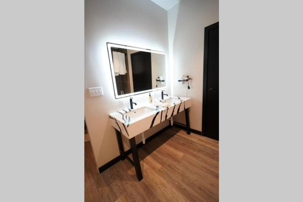 Photo of Bathroom in North Oakland