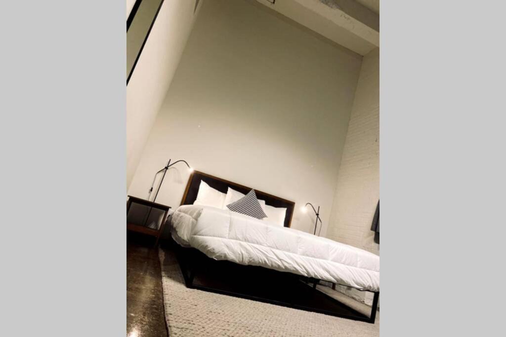 Photo of Bedroom in North Oakland