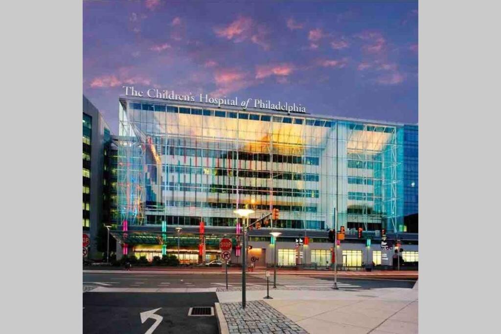 Photo of Others in Graduate Hospital