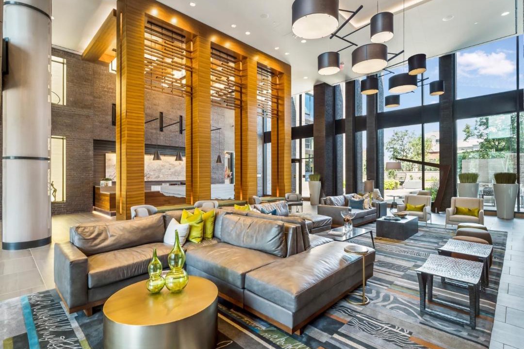 Photo of Livingroom in Reston