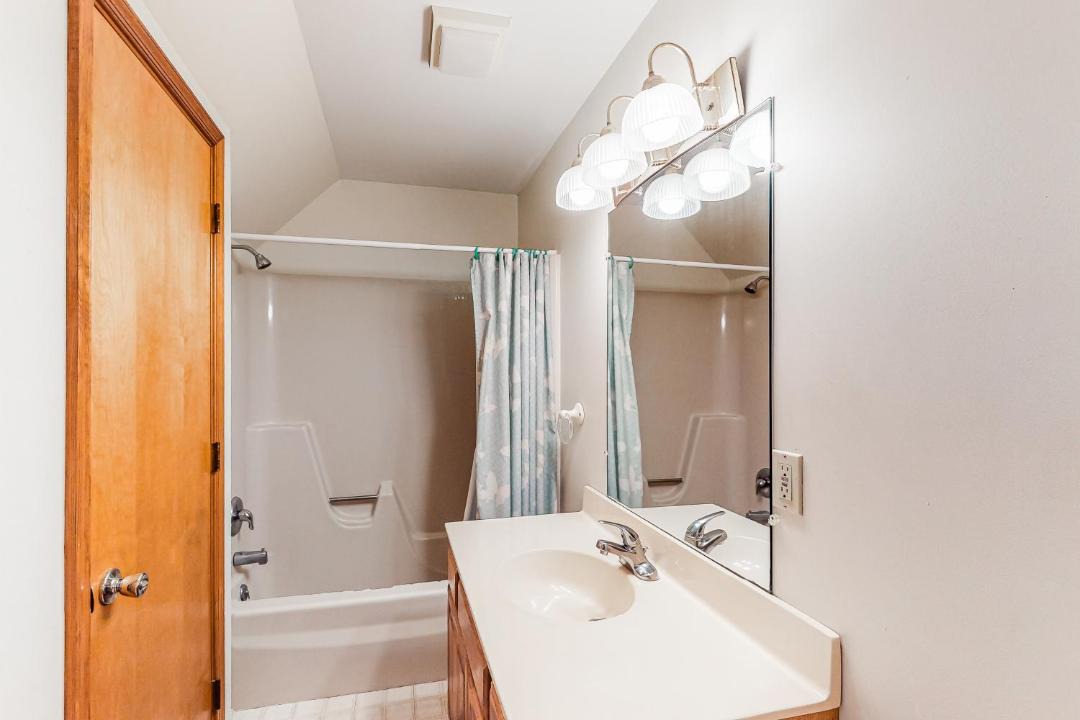 Photo of Bathroom in Bethany Beach