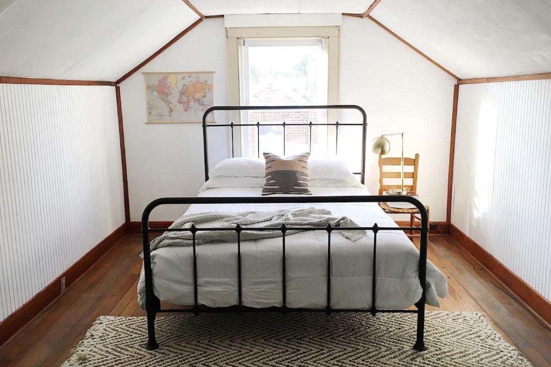 Photo of Bedroom in Knoxville