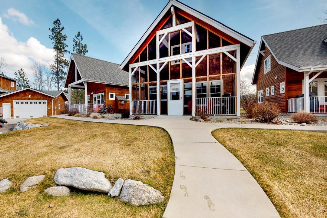 Photo of Buildings in Dover Bay