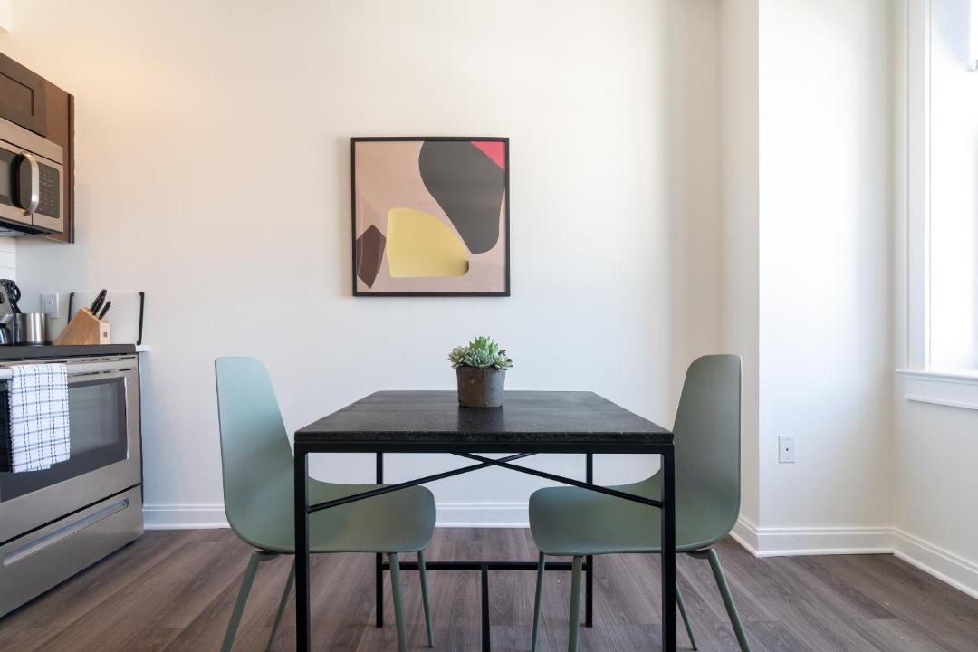 Photo of Livingroom in Center City West