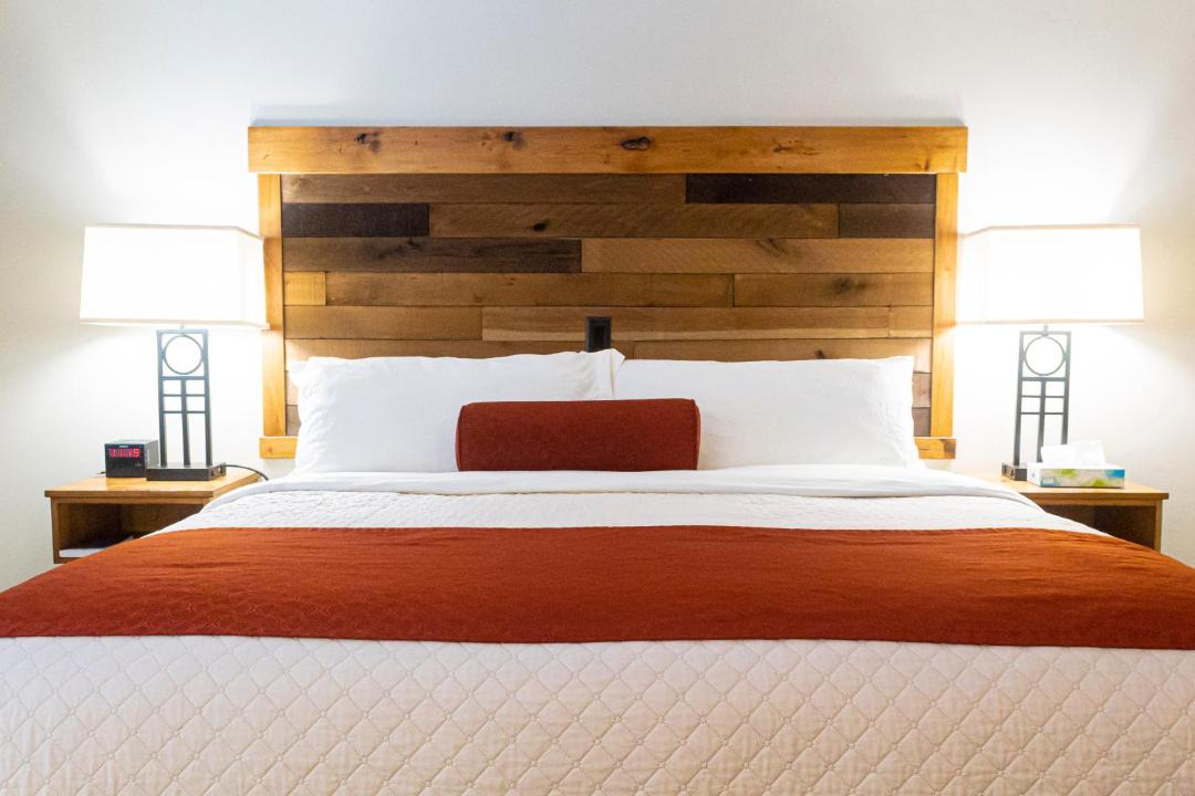 Photo of Bedroom in Island Park