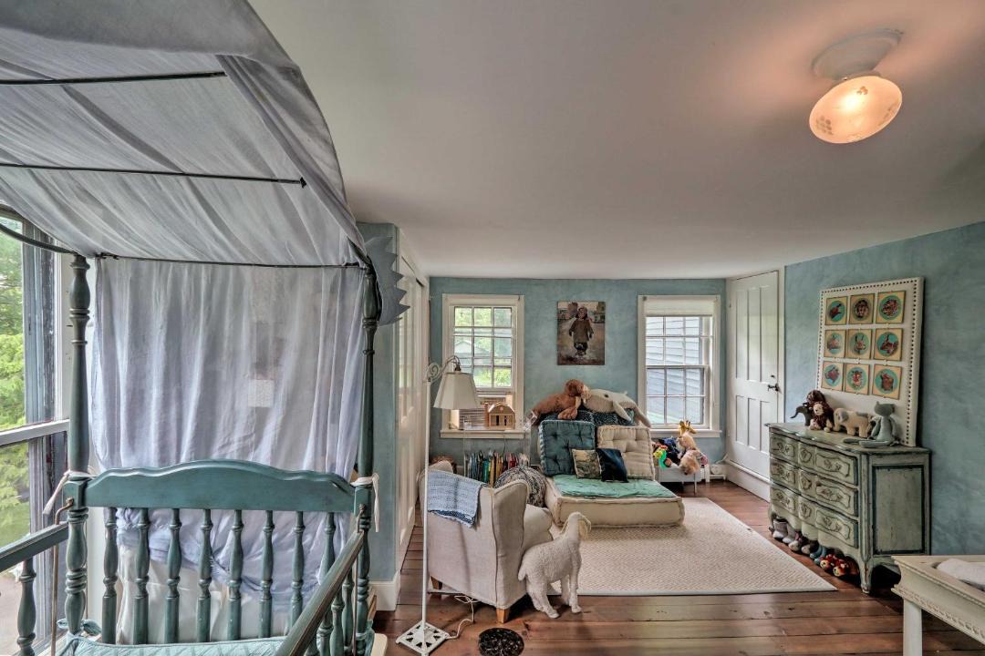 Photo of Livingroom in Rosemont