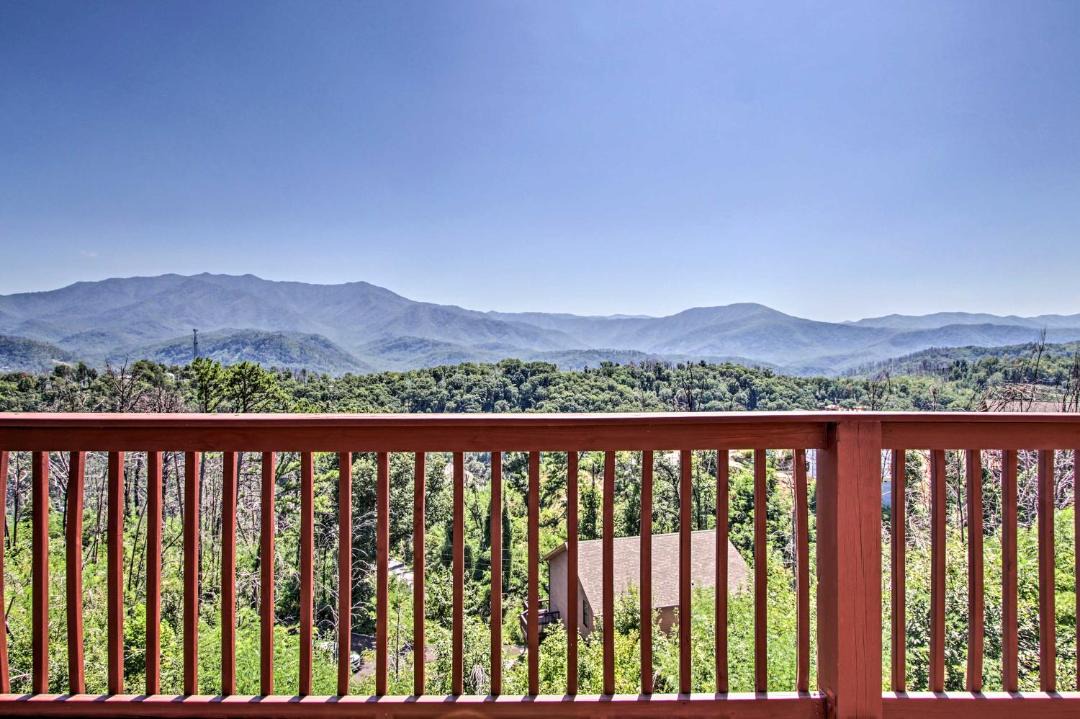 Photo of Patio Balcony in Chalet Village North