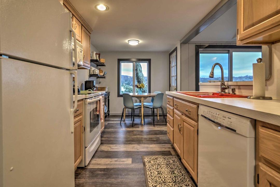 Photo of Kitchen in Highland Lakes