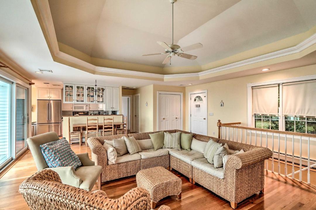 Photo of Livingroom in Atlantic Highlands