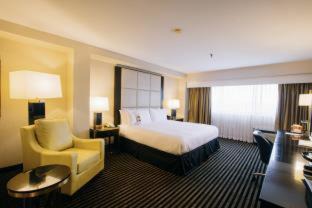 Photo of Bedroom in Iselin