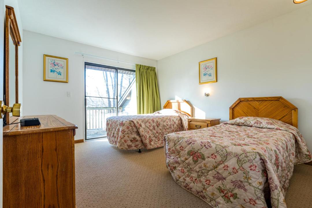 Photo of Bedroom in Treasure Lake