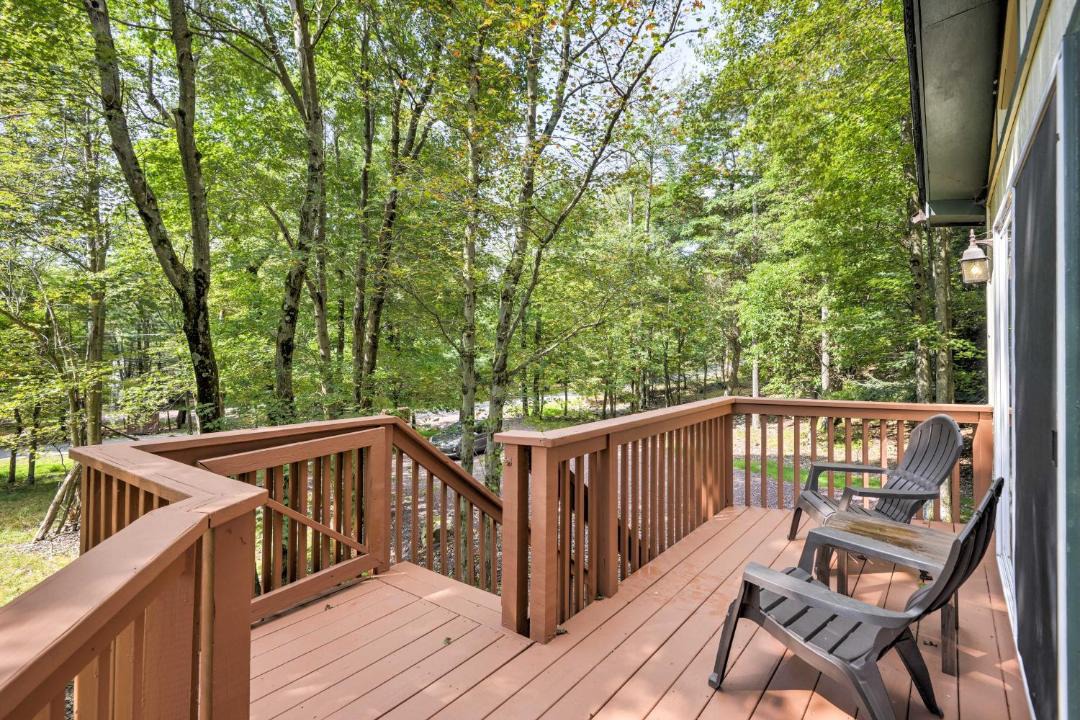 Photo of Patio Balcony in Lake Harmony Estates