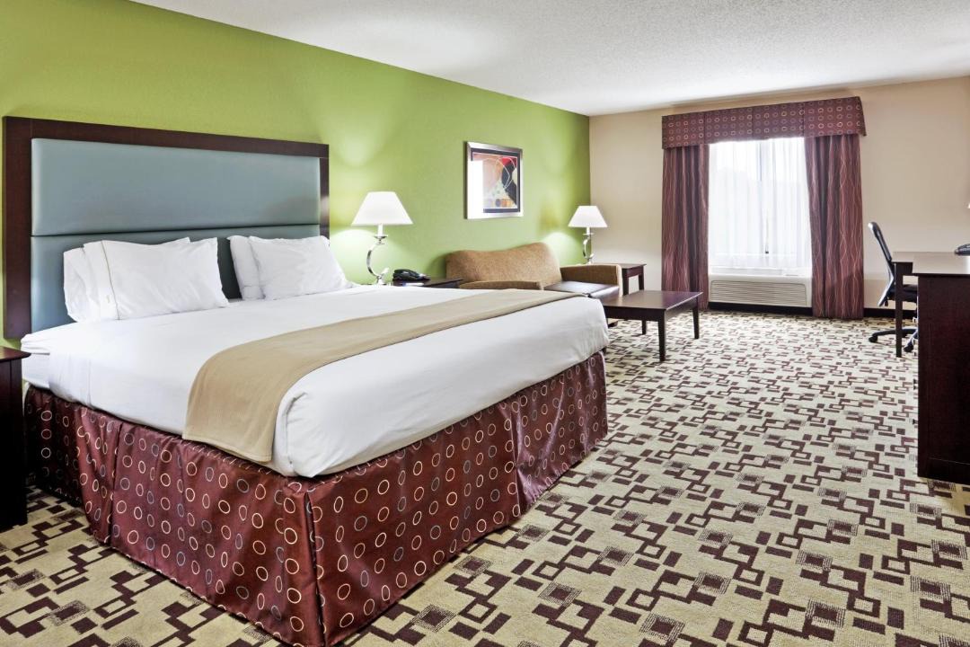 Photo of Bedroom in Troutville