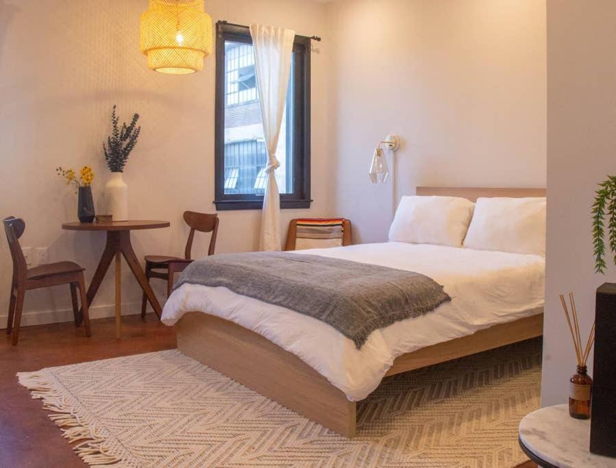 Photo of Bedroom in Center City