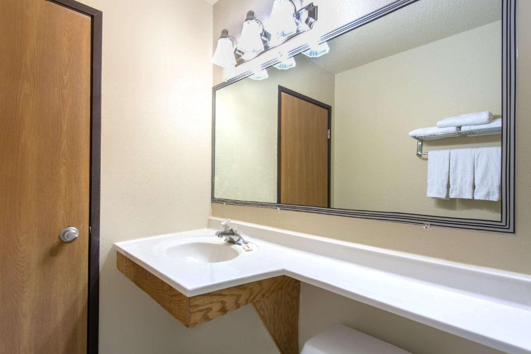 Photo of Bathroom in Austintown
