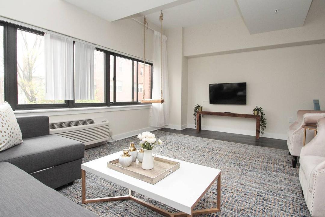 Photo of Livingroom in Society Hill