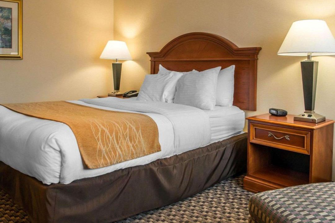 Photo of Bedroom in O'Hara Township