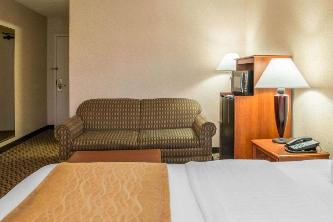 Photo of Bedroom in O'Hara Township
