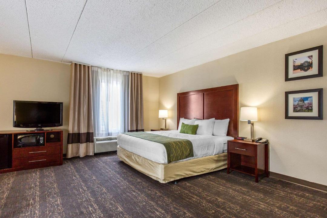 Photo of Bedroom in Calverton