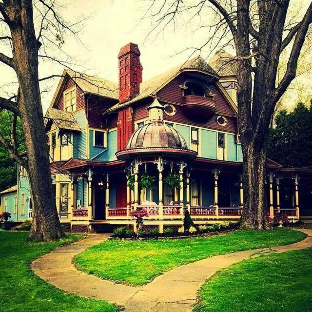Photo of Buildings in Leetonia