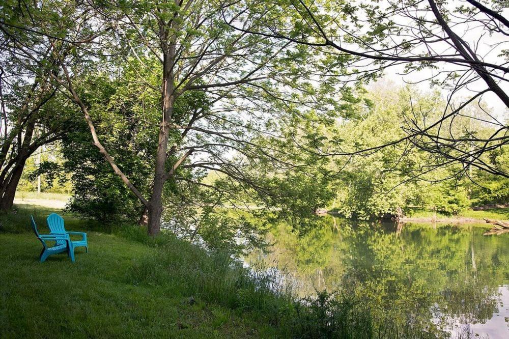 Photo of Others in Quicksburg